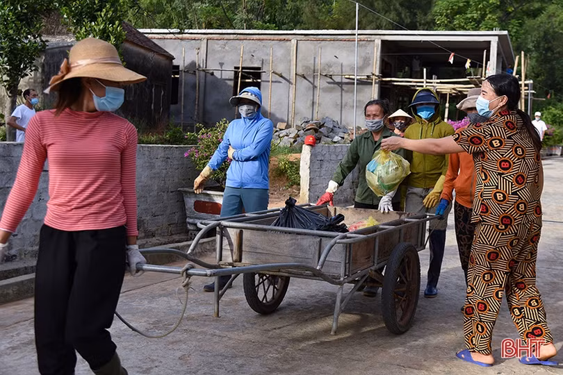 Dân vận khéo “mở đường” để xã vùng biển Hà Tĩnh vững bước xây dựng NTM nâng cao