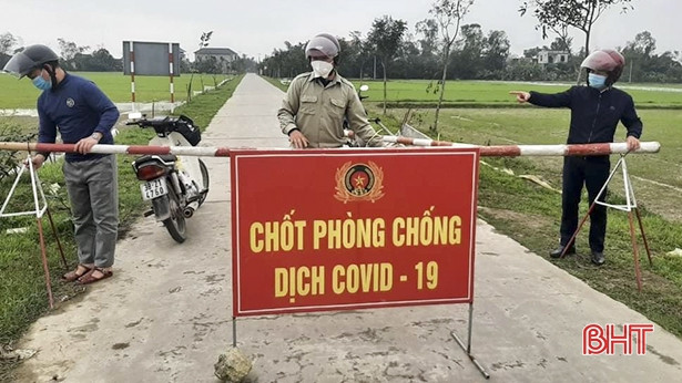 Can Lộc khuyến cáo người từng đến TDP Xuân Thủy, thị trấn Nghèn thực hiện test nhanh COVID-19