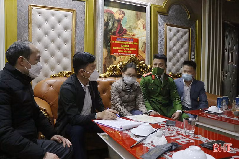 COVID-19 diễn biến phức tạp, TP Hà Tĩnh “bật” chế độ phòng dịch cao nhất