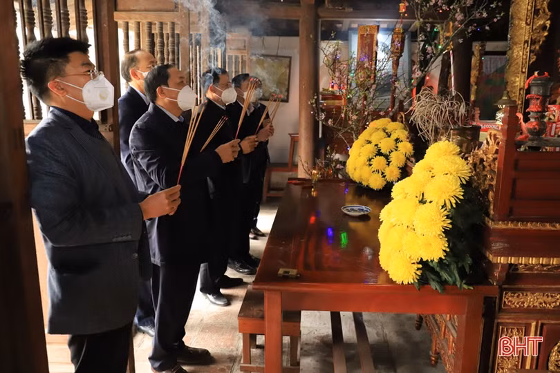 Các địa phương Hà Tĩnh sôi nổi ra quân trồng cây đầu xuân