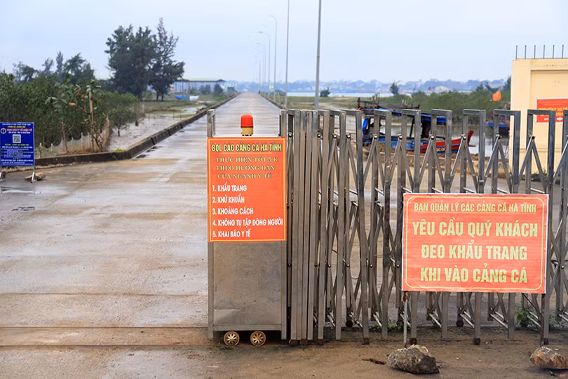 Hà Tĩnh: Một bộ phận người dân vẫn chủ quan trong phòng dịch COVID-19