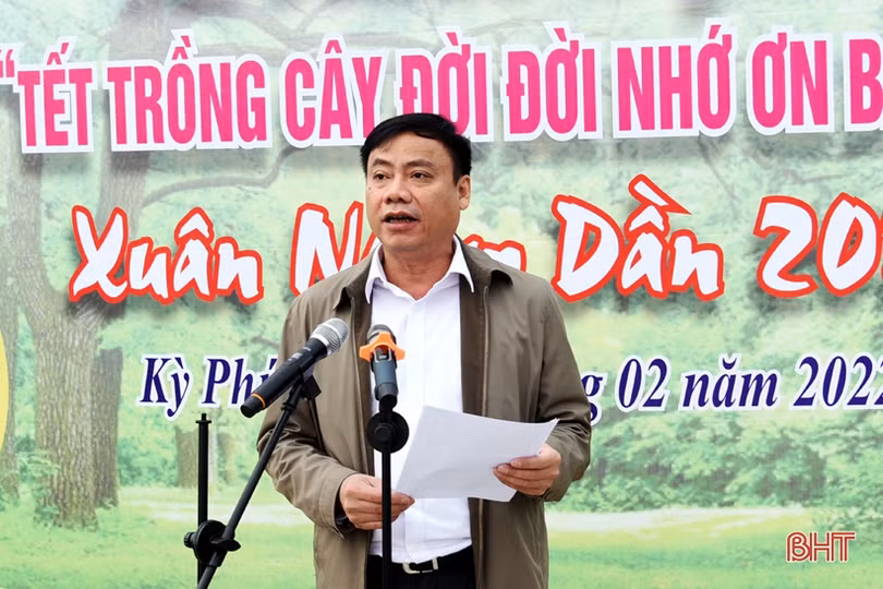 Các địa phương Hà Tĩnh sôi nổi ra quân trồng cây đầu xuân