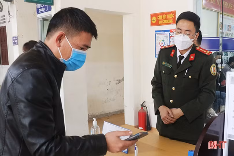 Đầu năm Nhâm Dần, lượng người dân Hà Tĩnh làm hộ chiếu tăng mạnh