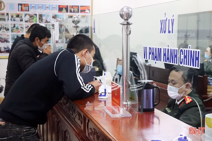 Đầu năm Nhâm Dần, lượng người dân Hà Tĩnh làm hộ chiếu tăng mạnh