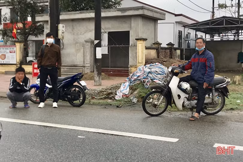 Hà Tĩnh: Một bộ phận người dân vẫn chủ quan trong phòng dịch COVID-19