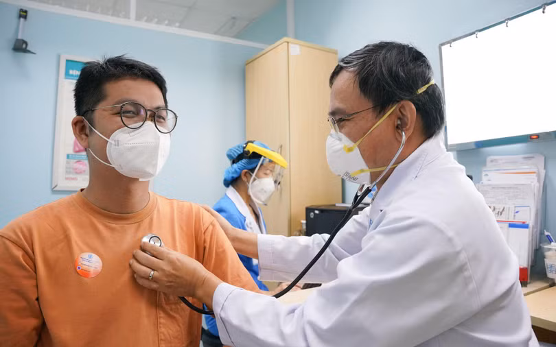 3 nhóm F0 khỏi bệnh nên đi khám hậu COVID-19