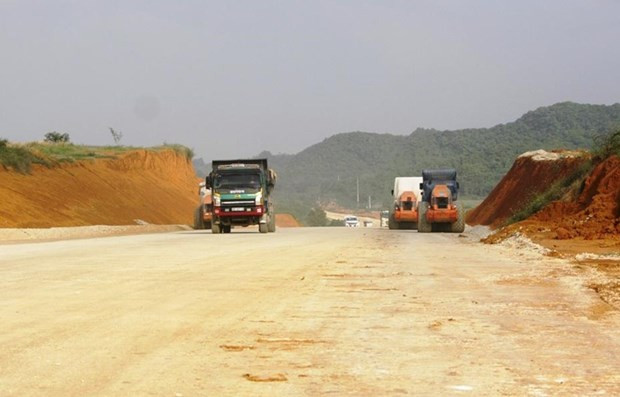Ký kết hợp đồng tín dụng cao tốc Bắc-Nam đoạn Diễn Châu-Bãi Vọt hình ảnh 1 Ký kết hợp đồng tín dụng cao tốc Bắc - Nam đoạn Diễn Châu - Bãi Vọt