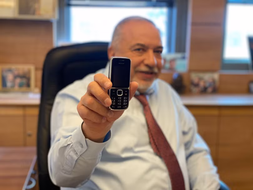 Điện thoại “cục gạch” bất ngờ bán chạy tại Israel