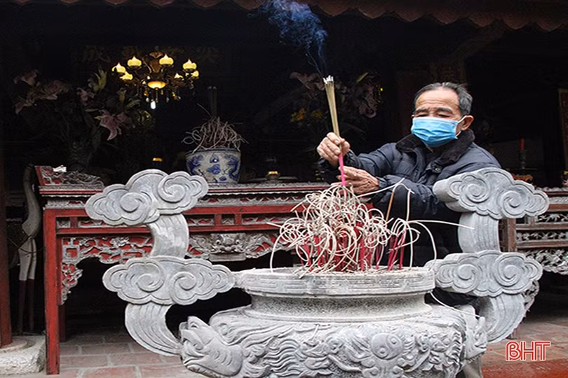 Các dòng họ ở Hà Tĩnh tối giản lễ cúng Rằm tháng Giêng