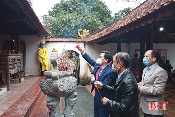 Thành kính Lễ Báo ân Đô đài Ngự sử Bùi Cầm Hổ