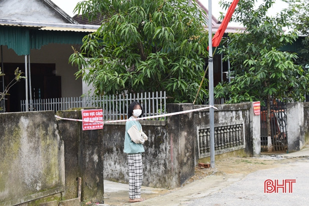 Có 27 ca mắc COVID-19, xã Thạch Mỹ cách ly khu vực chợ Cồn