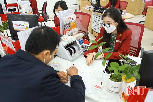 Ngân hàng Hà Tĩnh “lì xì”, tăng khuyến mãi hấp dẫn đầu xuân