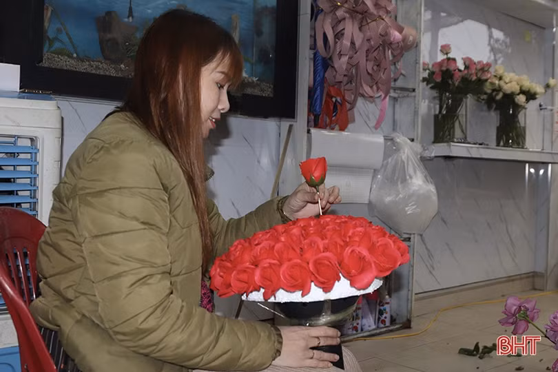 Ngập tràn sắc hoa ở Hà Tĩnh nhân ngày lễ tình nhân