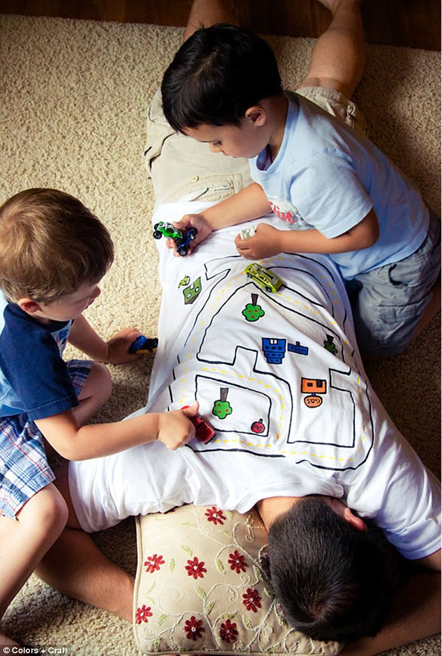 cuoi ngat voi loat anh ba dao cach nhung ong bo cham con luc me vang nha