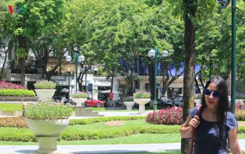 thoi tiet ngay 23 6 bac va trung bo tiep tuc nang nong