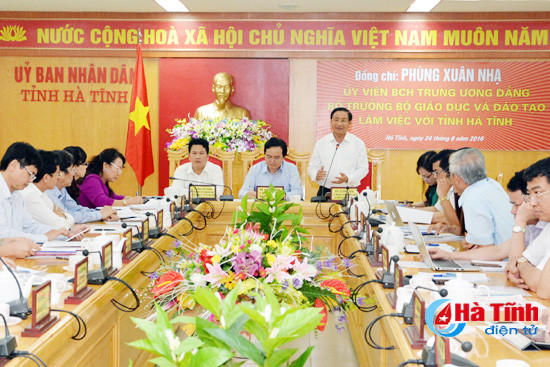 bo truong gd dt se dung nhung ma nganh thua giao vien