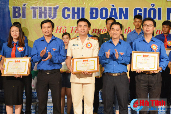 dua tai soi noi tai chung ket hoi thi bi thu chi doan toan tinh