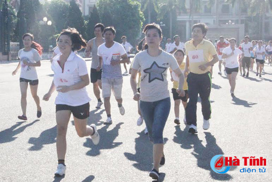 chay viet da huong ung ngay gia dinh viet nam