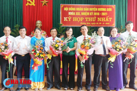 kien toan bau cac chuc danh chu chot hdnd ubnd huyen huong son