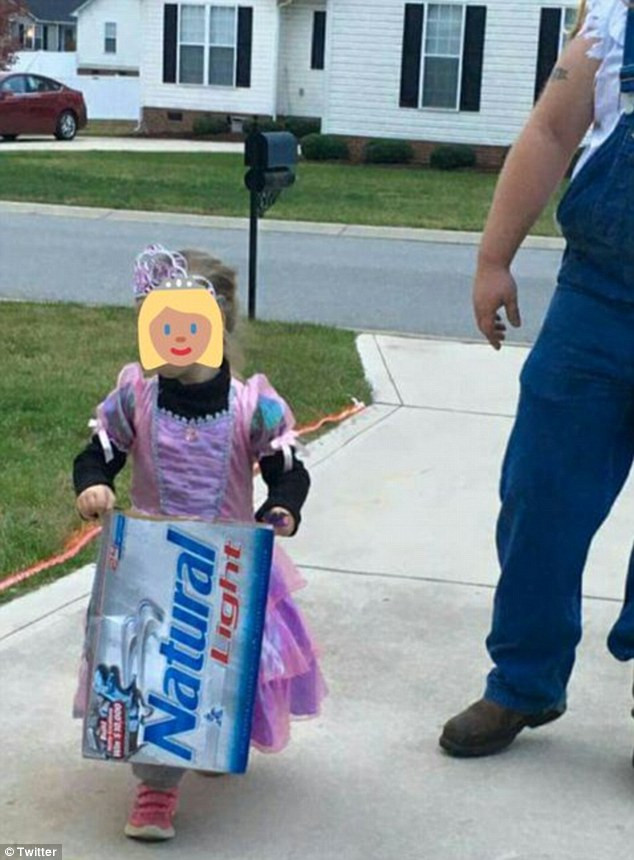 cuoi ngat voi loat anh ba dao cach nhung ong bo cham con luc me vang nha