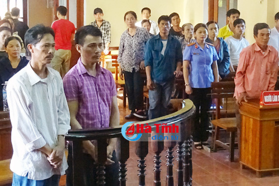 hanh xu nhu xa hoi den sau khi bi phu xe khach