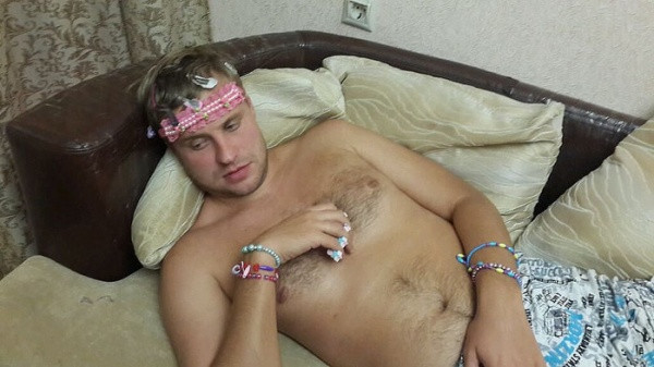 cuoi ngat voi loat anh ba dao cach nhung ong bo cham con luc me vang nha