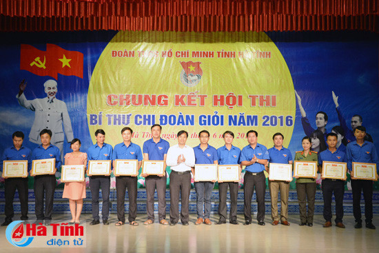 dua tai soi noi tai chung ket hoi thi bi thu chi doan toan tinh