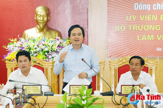 bo truong gd dt se dung nhung ma nganh thua giao vien