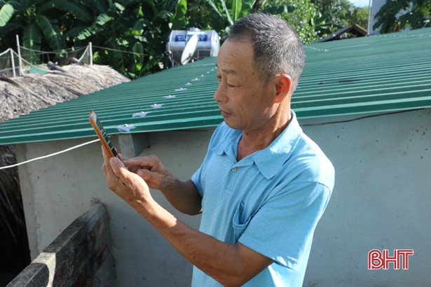 Sau phản ánh của Báo Hà Tĩnh, xóm núi Vũ Quang được lắp cột tiếp sóng điện thoại, phát thanh