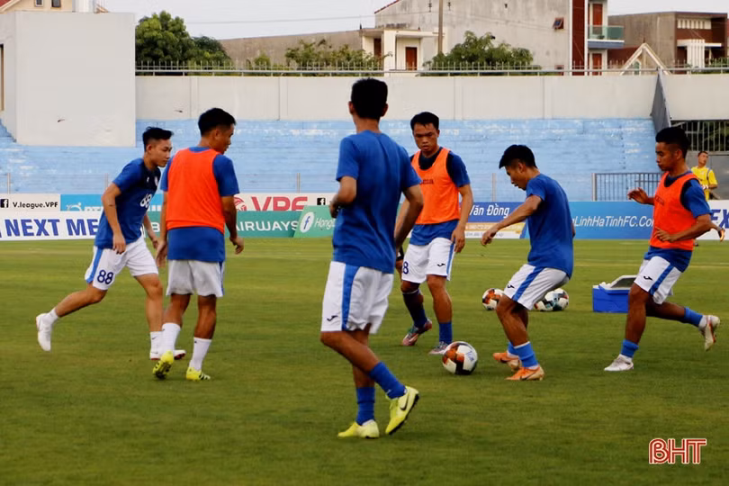Thua Than Quảng Ninh với tỷ số 2-3, Hồng Lĩnh Hà Tĩnh dừng chân ở tứ kết Cup Quốc gia