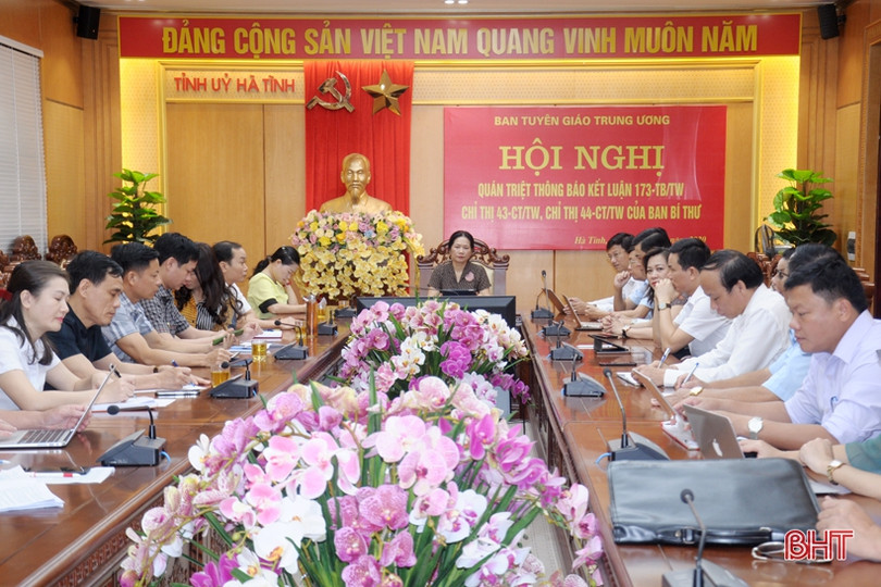 Các đơn vị, địa phương nghiêm túc thực hiện việc đặt mua và đọc báo Đảng