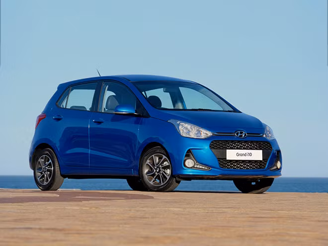 Hyundai Grand i10 giảm giá, quyết đấu với VinFast Fadil