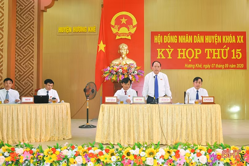 Hương Khê có Chủ tịch, Phó Chủ tịch HĐND, UBND mới