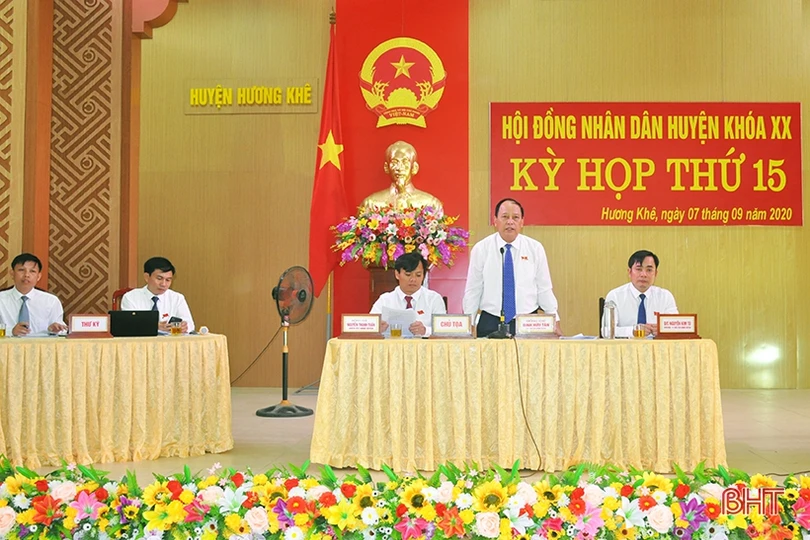 Hương Khê có Chủ tịch, Phó Chủ tịch HĐND, UBND mới
