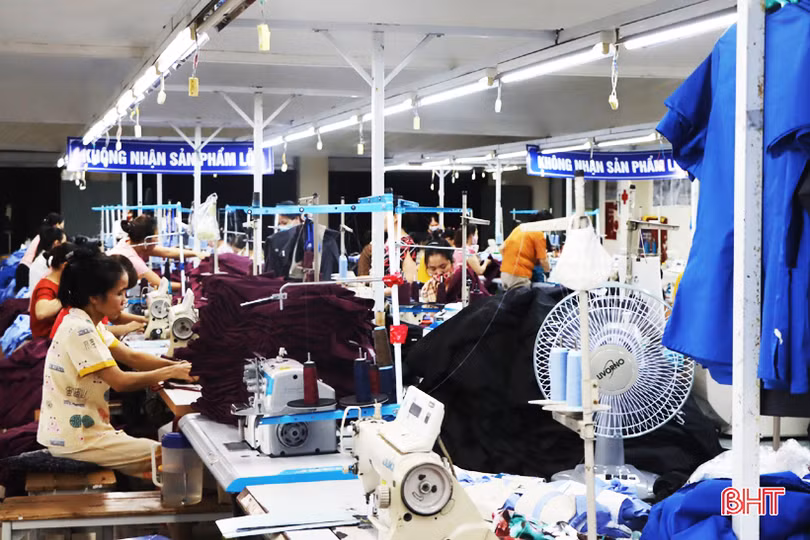 Các công ty may mặc ở Hà Tĩnh nhộn nhịp với đơn hàng đi Mỹ