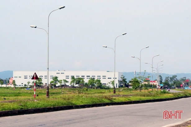 Triệu tập Kỳ họp thứ 17 HĐND tỉnh Hà Tĩnh khóa XVII