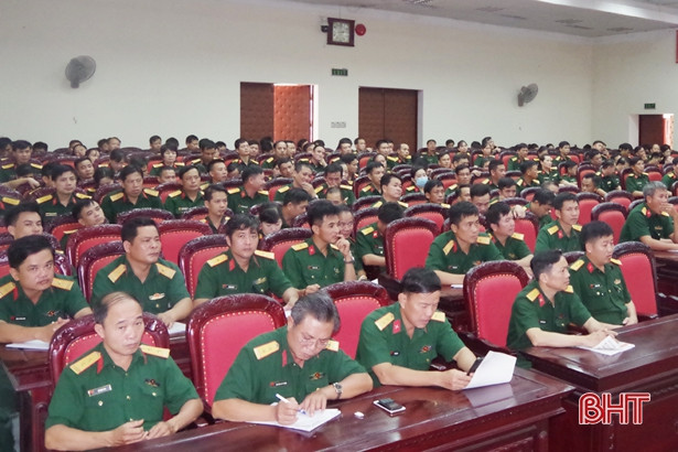Kiểm tra nhận thức chính trị cho sỹ quan quân đội trung, cao cấp tại Hà Tĩnh