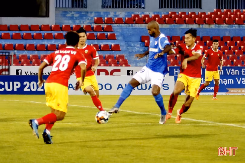 Thua Than Quảng Ninh với tỷ số 2-3, Hồng Lĩnh Hà Tĩnh dừng chân ở tứ kết Cup Quốc gia