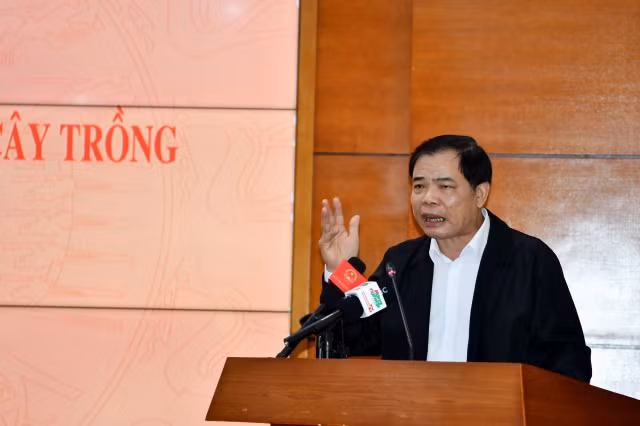 Tập trung cao cho phòng trừ dịch hại trên cây trồng đông xuân vào cuối vụ