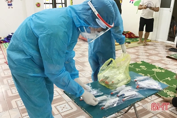 Lộc Hà phấn đấu lấy mẫu xét nghiệm 100% người cách ly tập trung