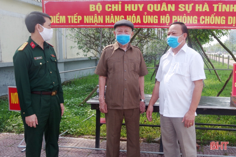 Cựu chiến binh 90 tuổi ủng hộ 20 triệu đồng phòng dịch Covid-19