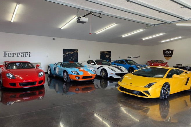 Bán đấu giá dàn siêu xe để ủng hộ bệnh nhân Covid-19
