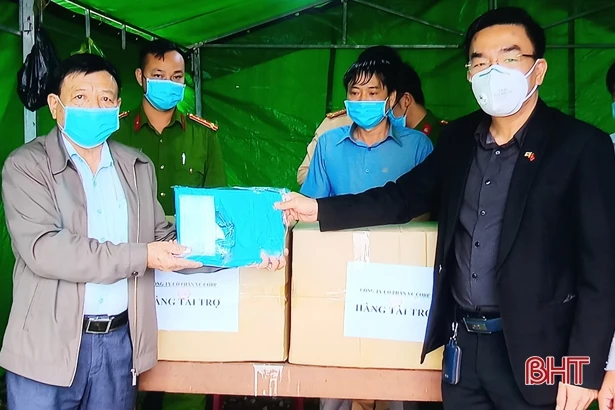 Các trường hợp cách ly ở Nghi Xuân, Lộc Hà đều được xét nghiệm Covid-19