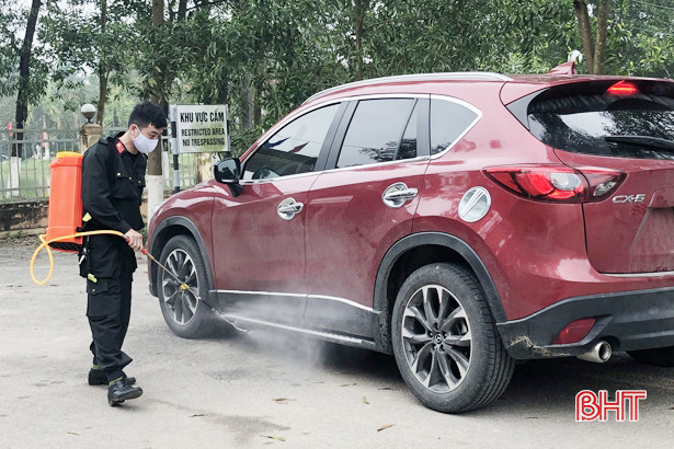 Cán bộ chiến sỹ trại giam ở Hà Tĩnh “cách ly” phòng dịch Covid-19