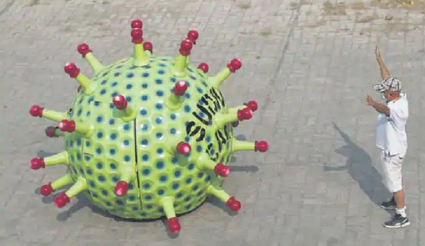 Độc đáo xe hình virus SARS-CoV-2