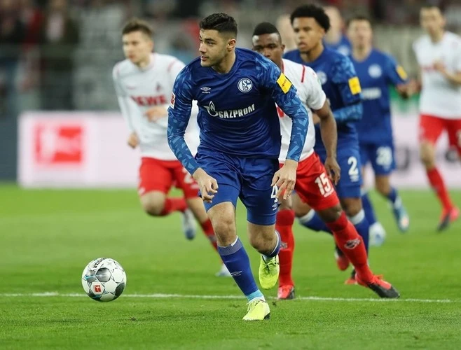 Những sao trẻ sinh sau năm 2000 hay nhất thế giới