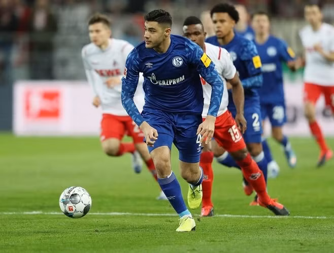 Những sao trẻ sinh sau năm 2000 hay nhất thế giới