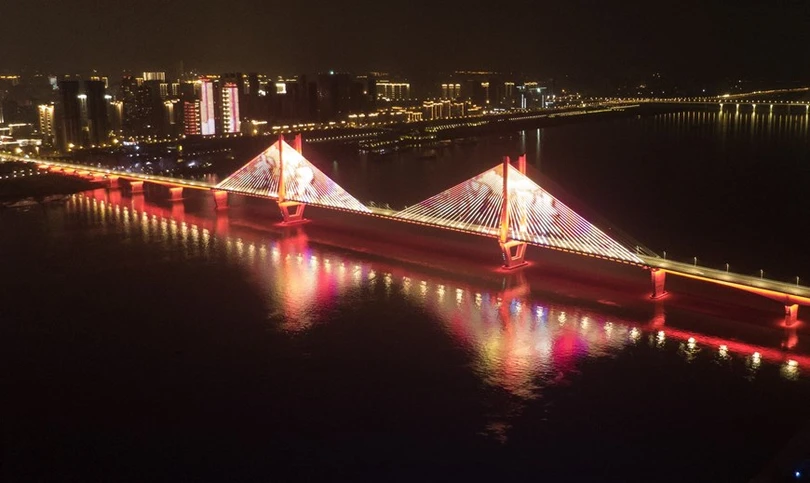 Vũ Hán ăn mừng khi lệnh phong tỏa chính thức dỡ bỏ sau 77 ngày