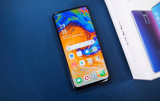 Nhiều smartphone chính hãng giảm giá đầu tháng 4