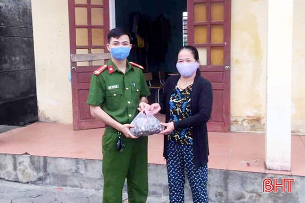 Giáo dân ở Kỳ Hà ủng hộ hơn 30 triệu đồng phòng chống dịch Covid-19